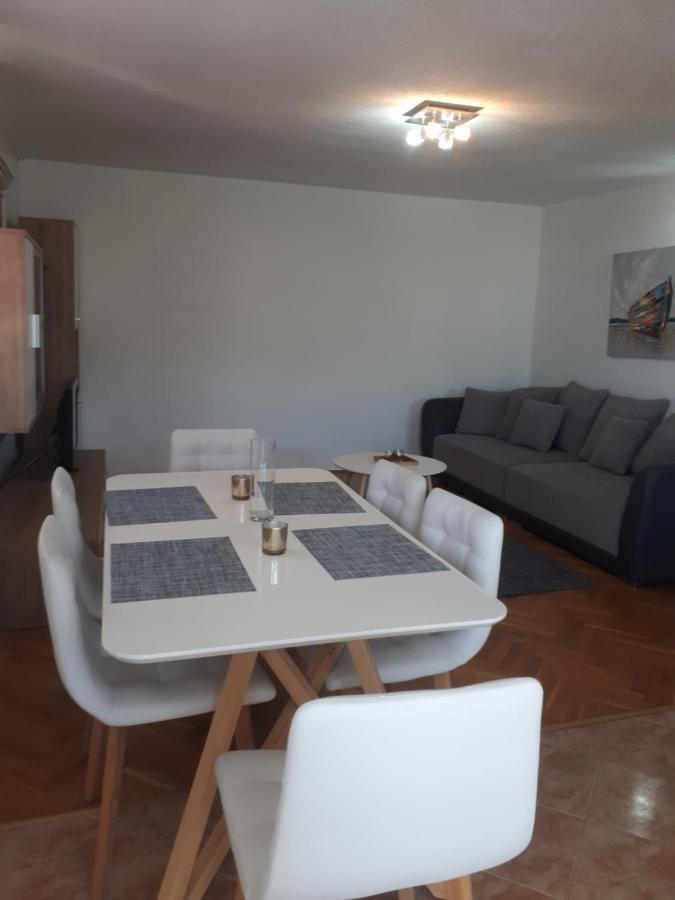 Apartmani Nikola Трогір Номер фото